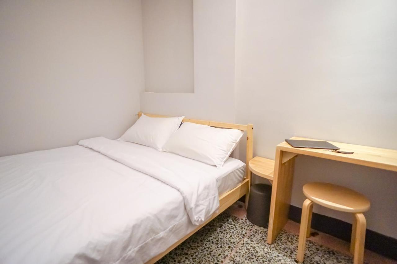 World Inn 窩二樓小客棧民宿 Hualien Kültér fotó