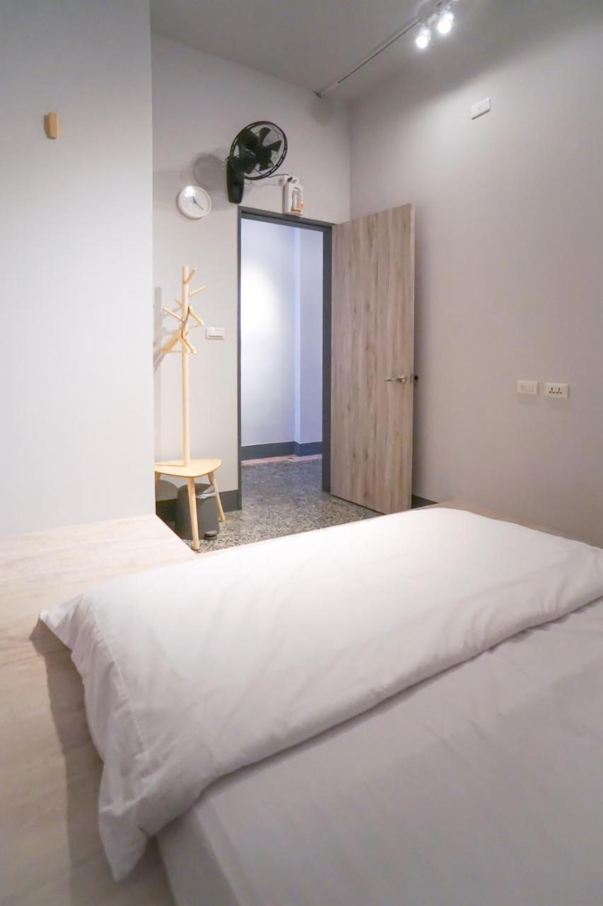 World Inn 窩二樓小客棧民宿 Hualien Kültér fotó